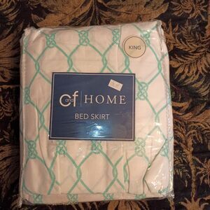 New in Box King Bed Skirt C&F Maritime Menagerie Dust Ruffle